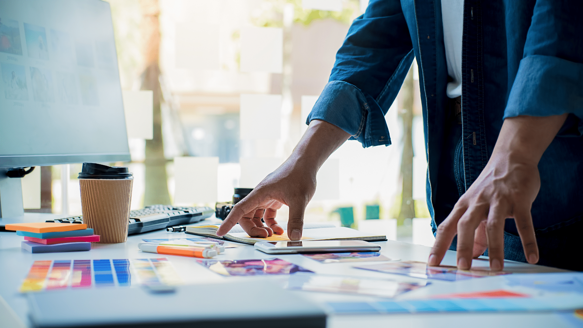 How a Branding Agency Can Elevate Your Business: What They Do, 10 Benefits, Expert Insights & More